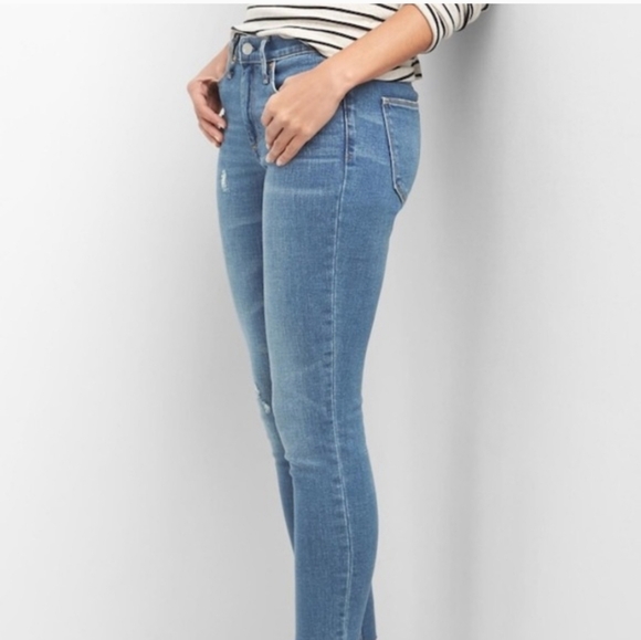 Gap 1969 True Skinny Jeans VGUC - Women's Size 25 - Picture 2 of 13